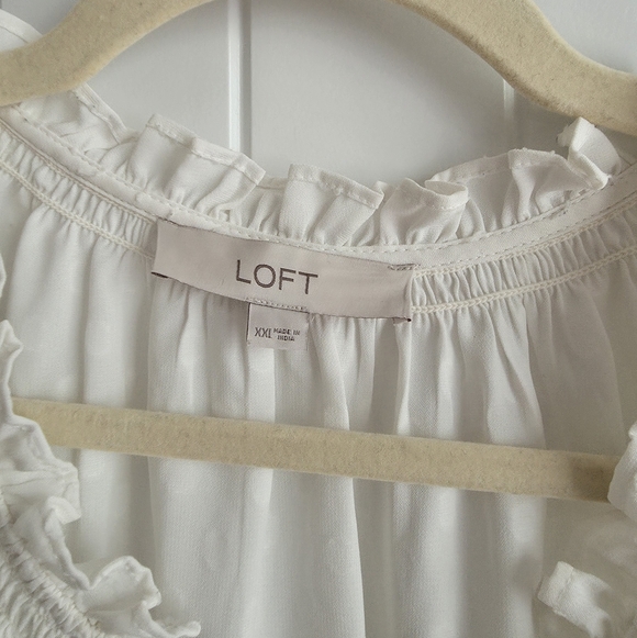 LOFT Cream Ruffle Trim Blouse Plus Size XXL - Picture 2 of 4
